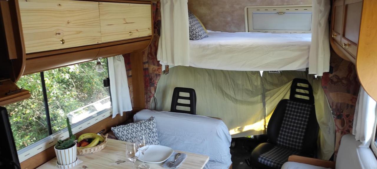 Charmant Camping-Car A La Campagne Labessiere-Candeil Eksteriør bilde