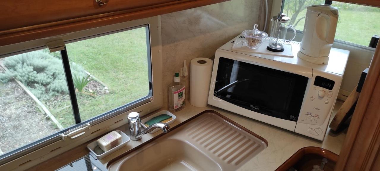 Charmant Camping-Car A La Campagne Labessiere-Candeil Eksteriør bilde